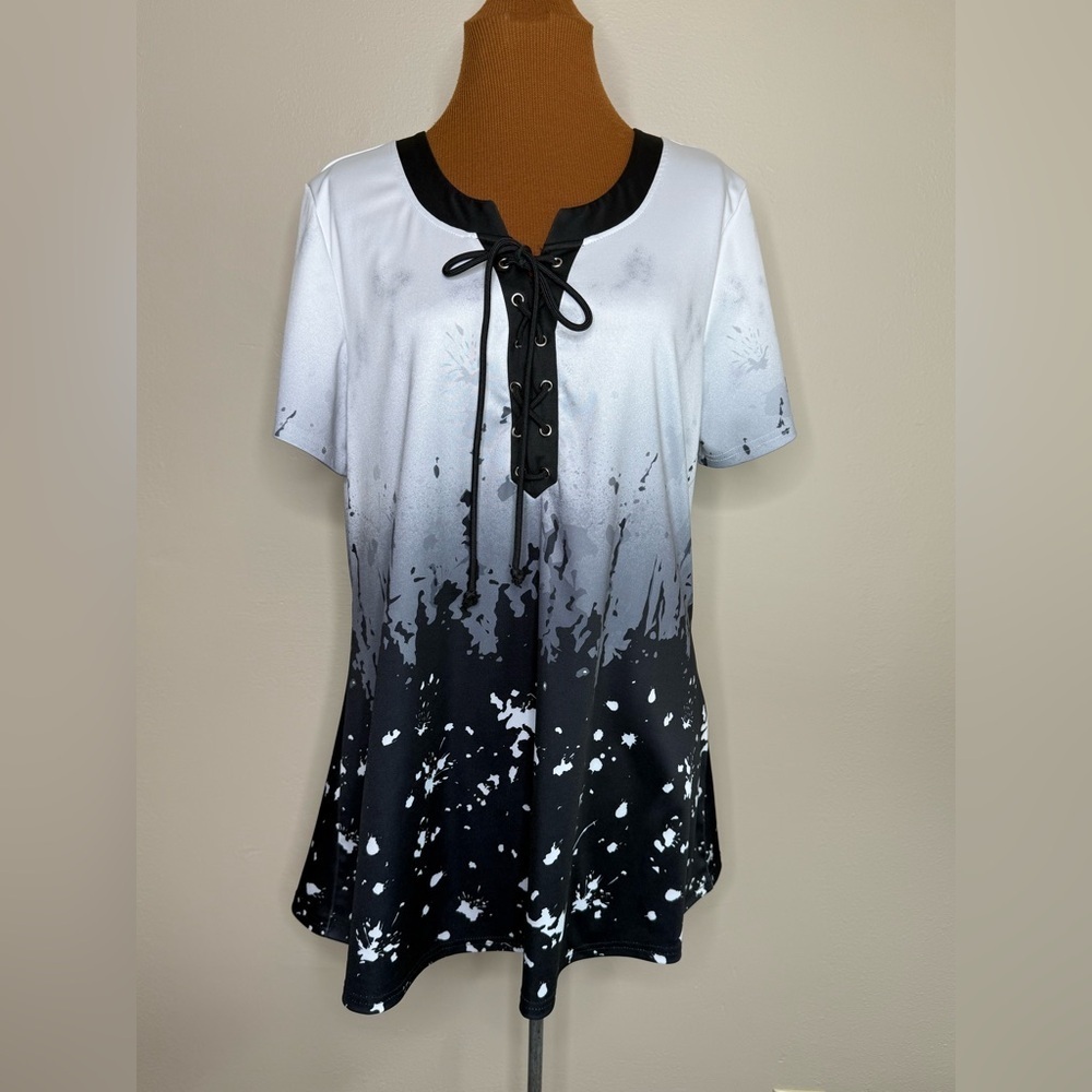 Black and White Ombre Lace-Up Cotton Tie Front Top Size XL